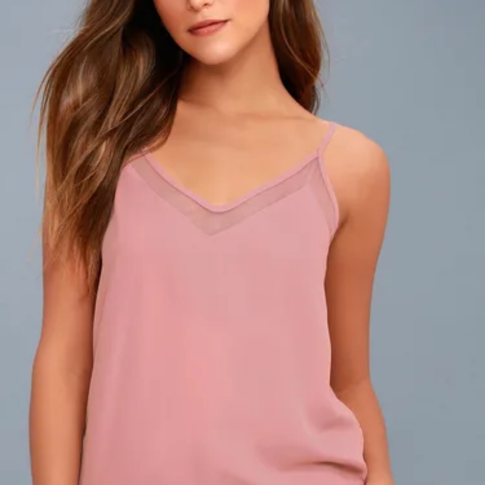 Lulu's mesh neckline tank top Medium